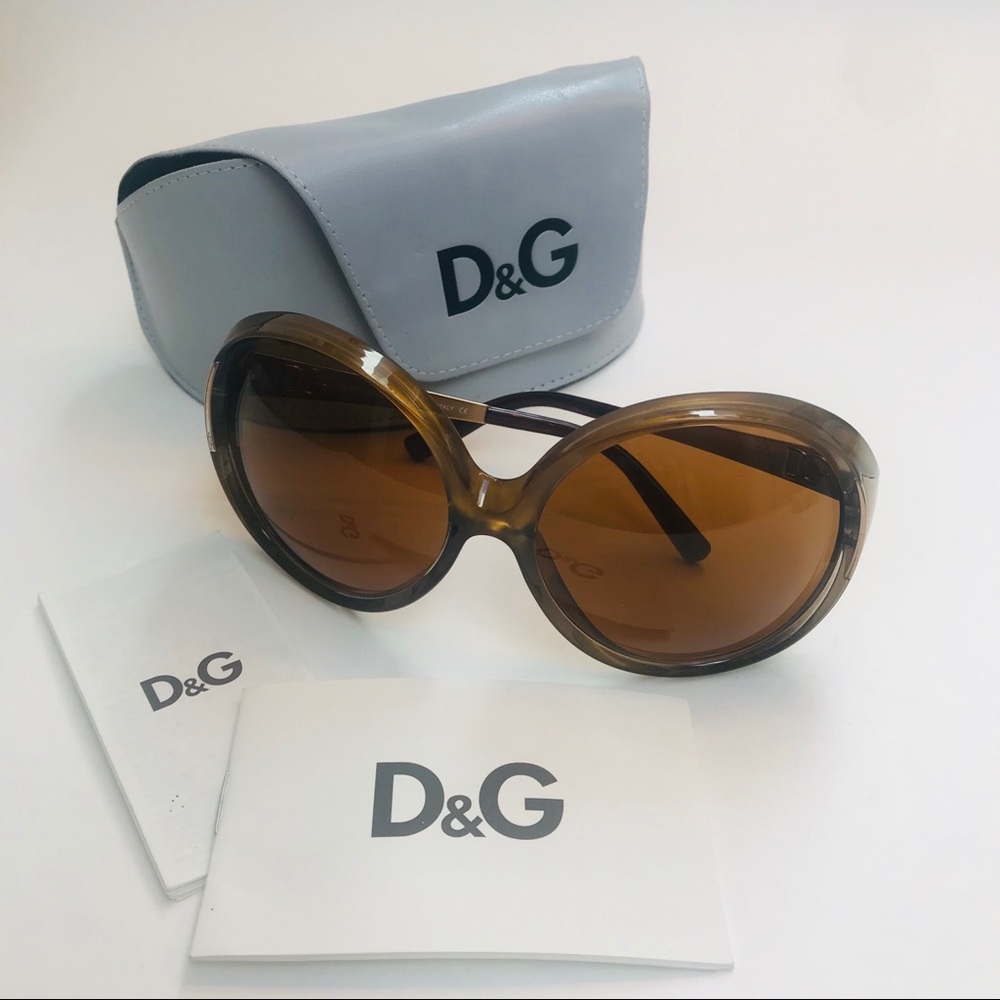 D & G Gold Retro Sunglasses with case